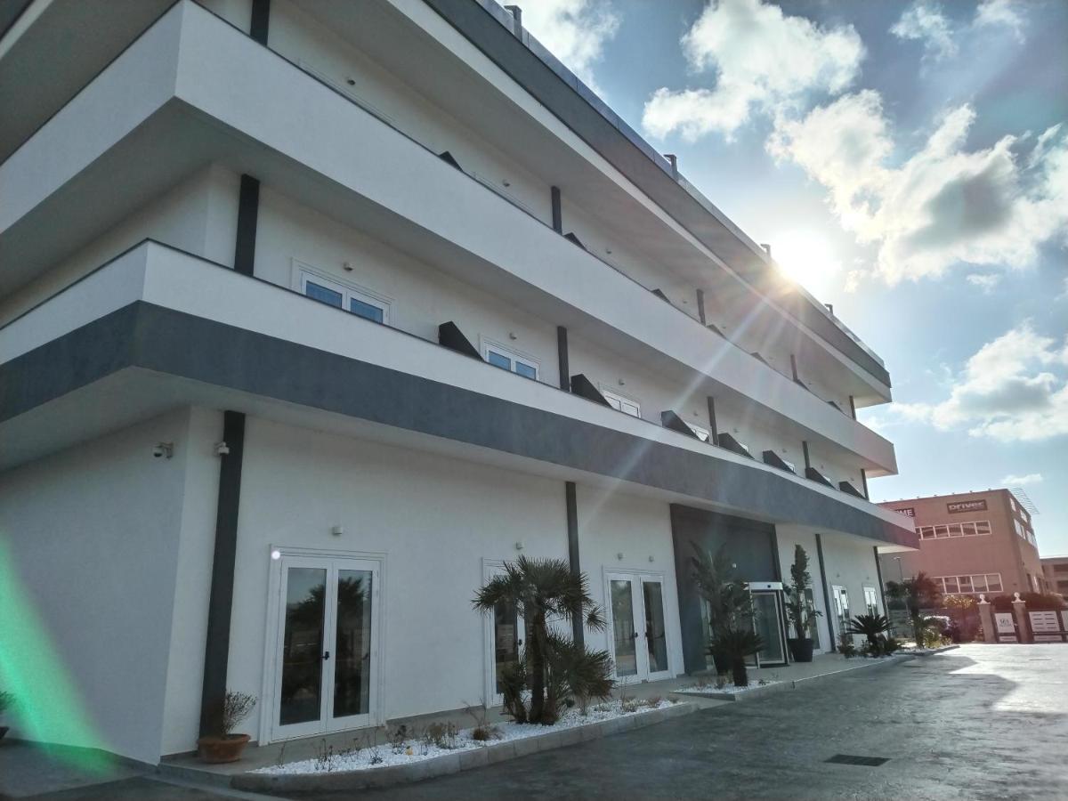 Pm Hotel Catanzaro Luaran gambar