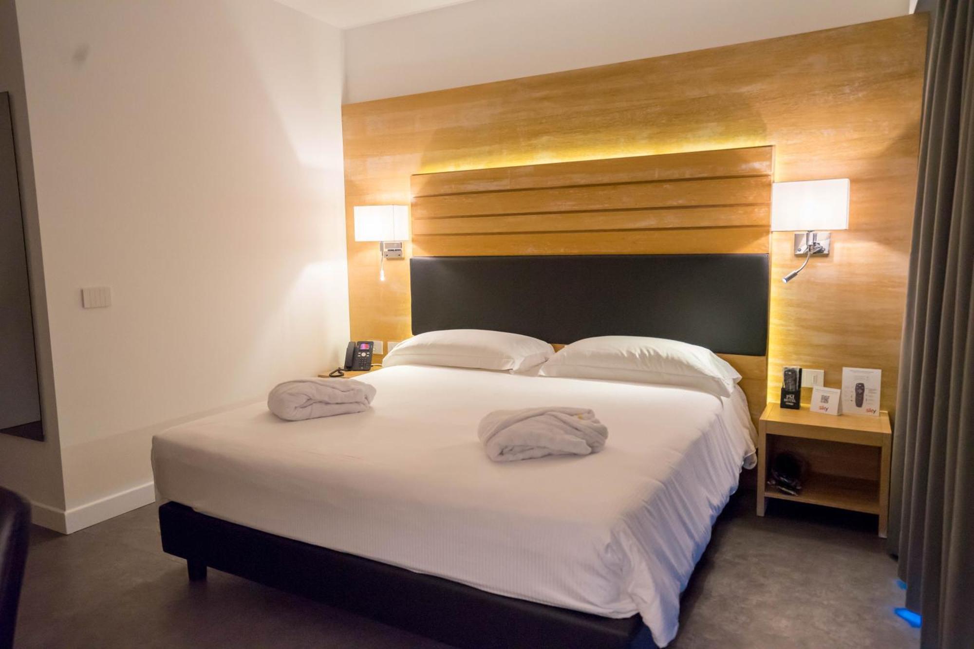 Pm Hotel Catanzaro Luaran gambar
