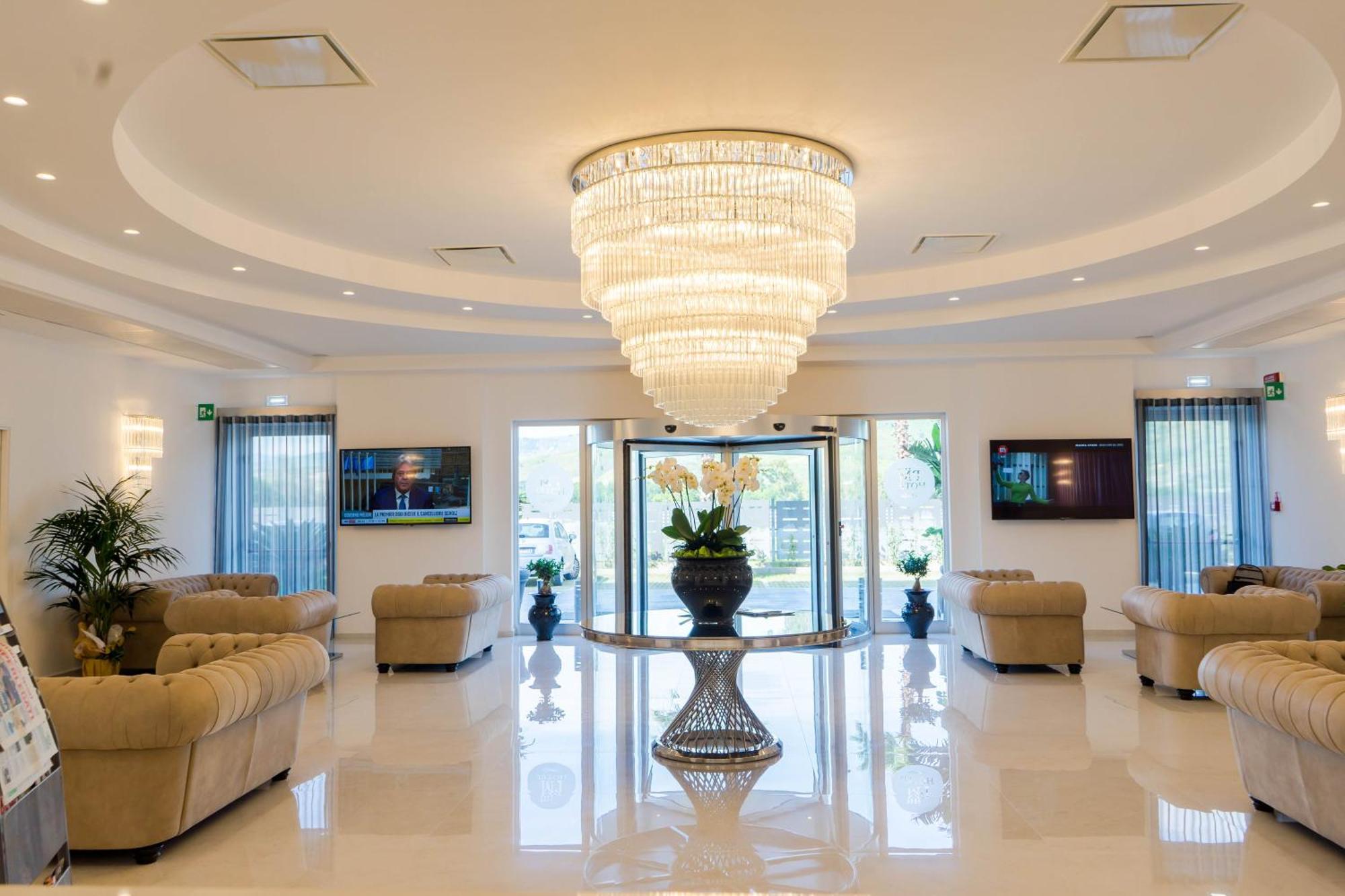 Pm Hotel Catanzaro Luaran gambar