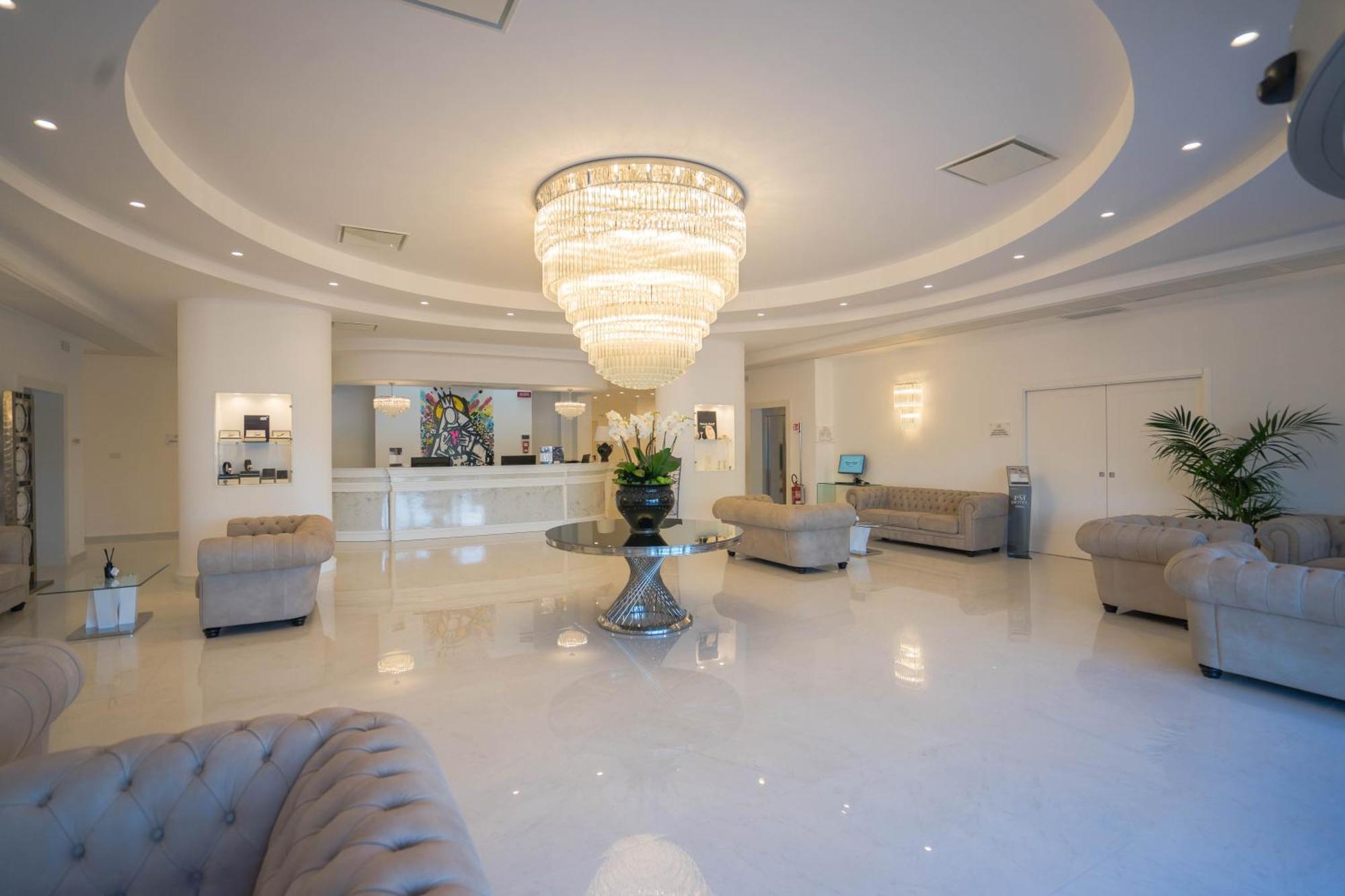 Pm Hotel Catanzaro Luaran gambar