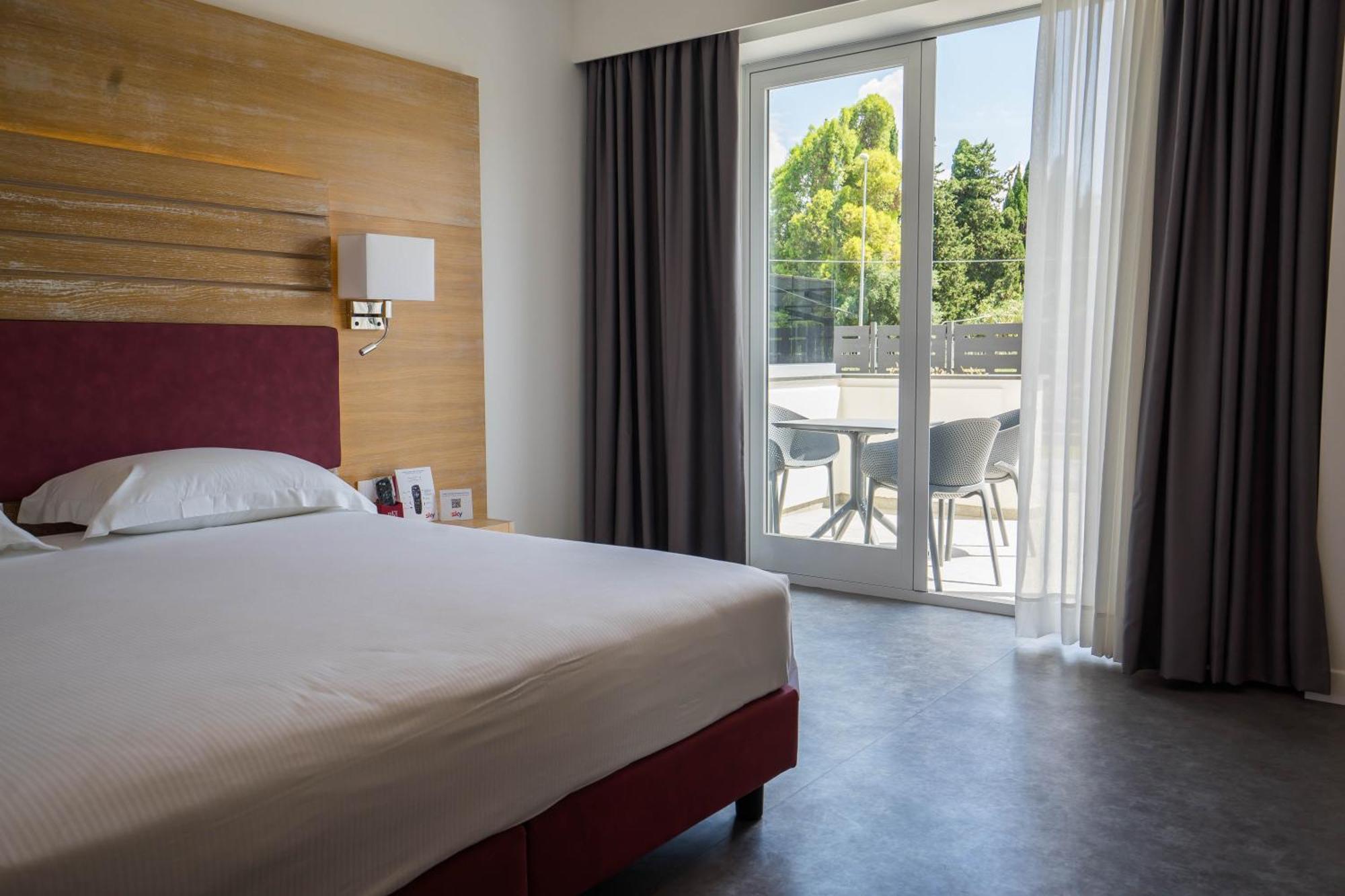 Pm Hotel Catanzaro Luaran gambar